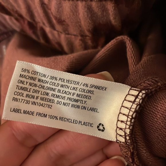 Isabel Maternity by Ingrid & Isabel Match Back Maternity Jogger Pants XXL - Picture 5 of 5